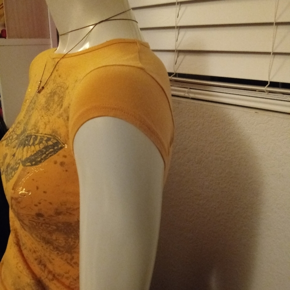 Gold/Blue Butterfly tee - Picture 3 of 10